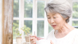 見もられる方の女性