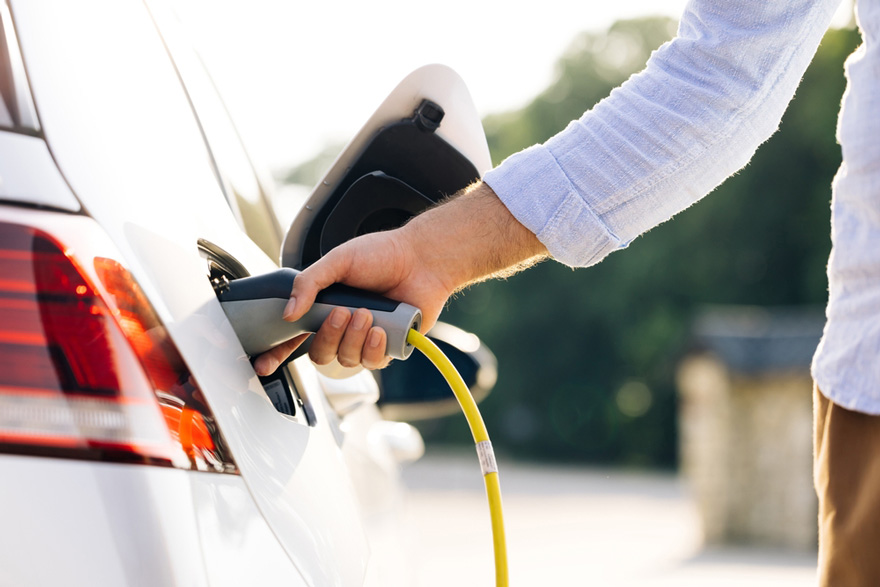 EV（電気自動車）の電気代はいくら？アンケートで大調査！ 